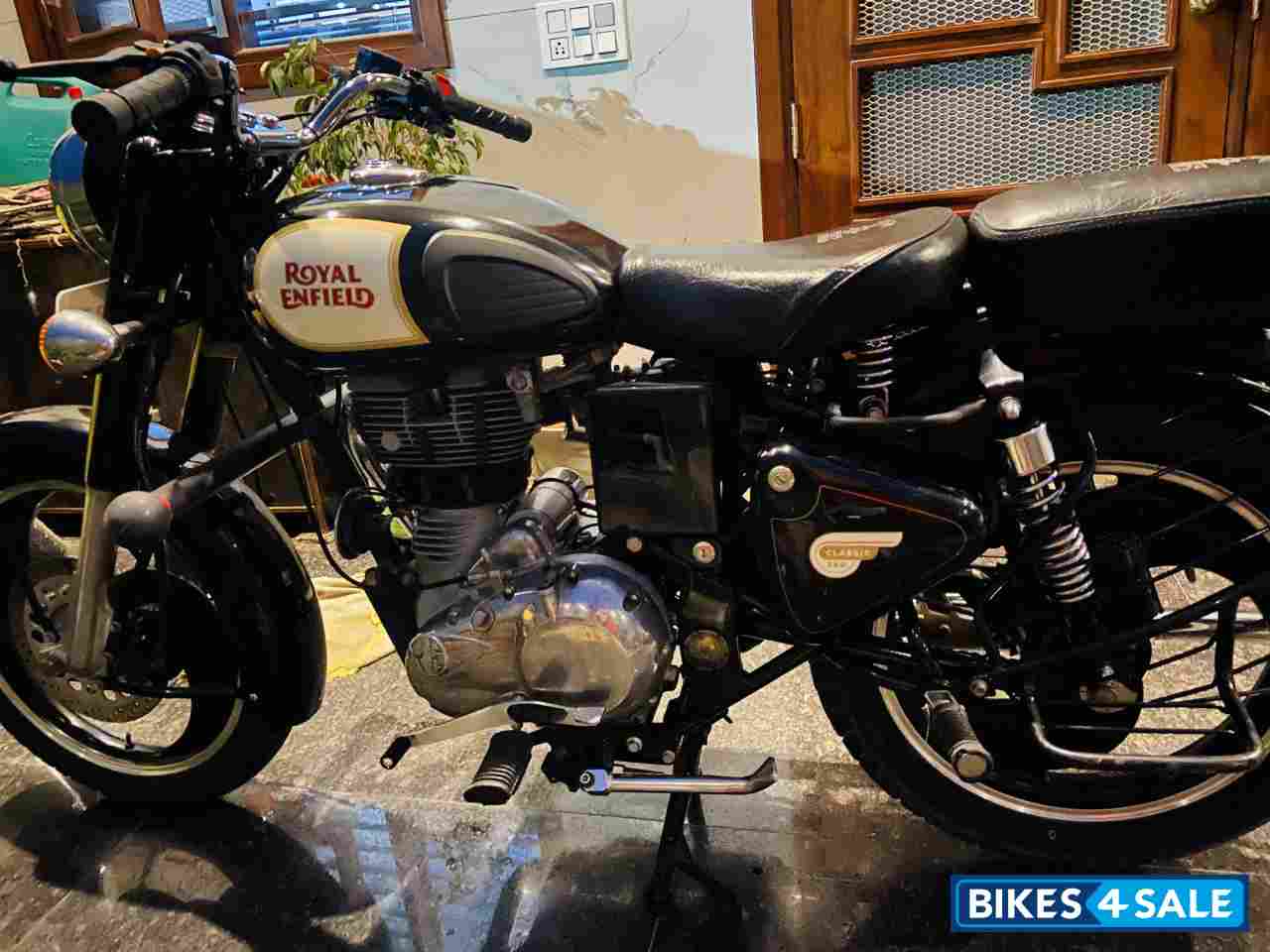 Royal Enfield Classic 350