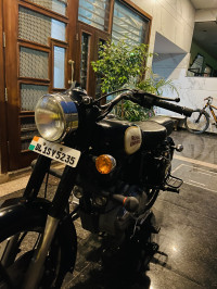 Royal Enfield Classic 350