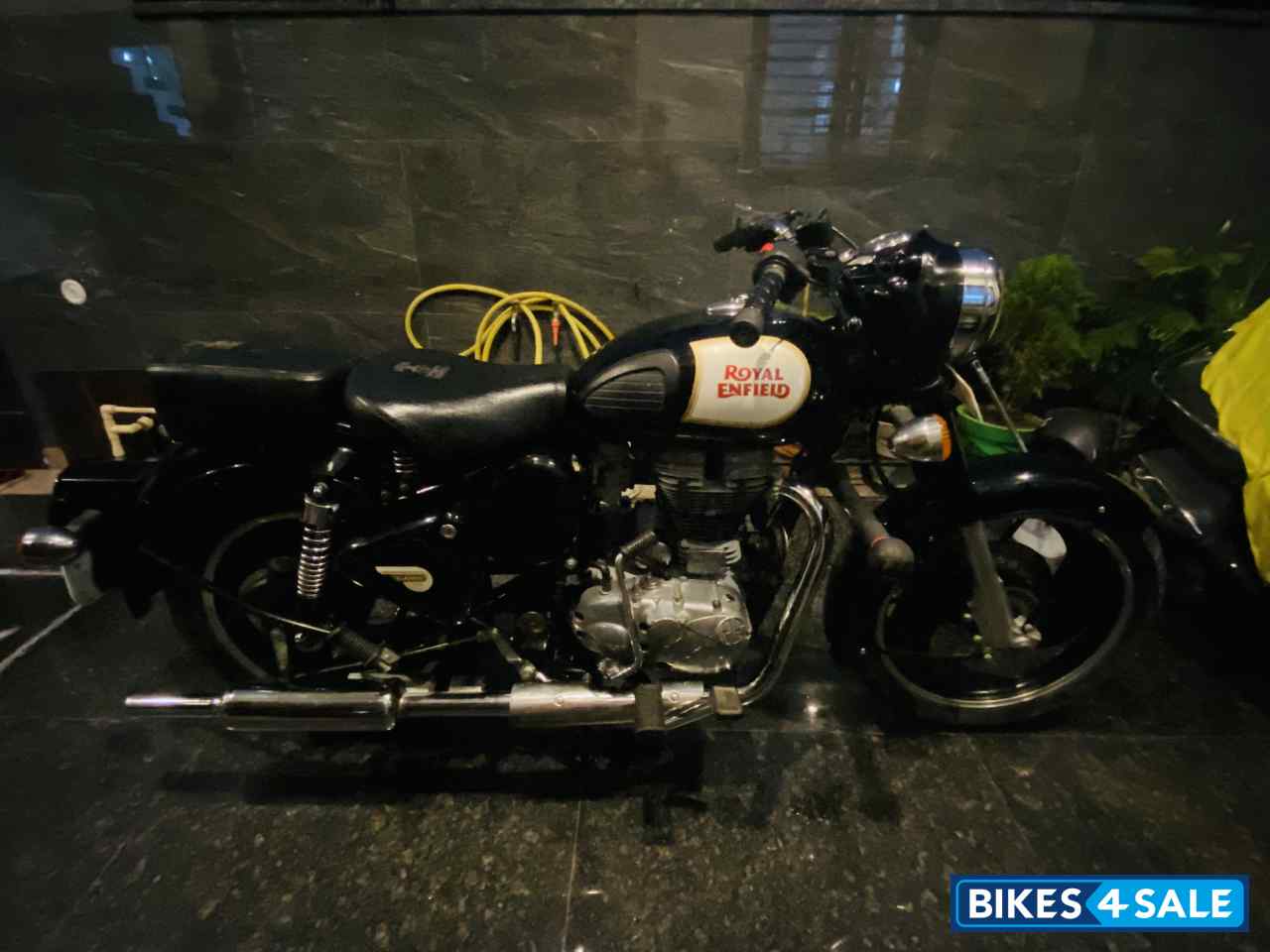 Royal Enfield Classic 350 Royal Enfield Classic 350