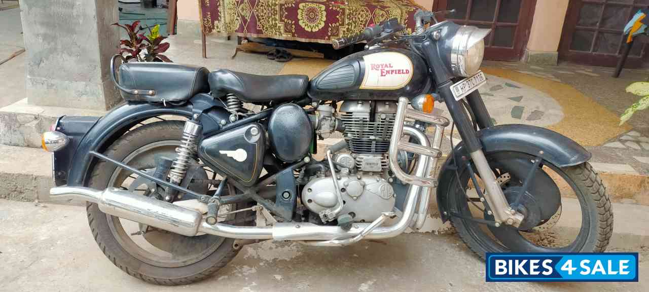Black Royal Enfield Classic 350