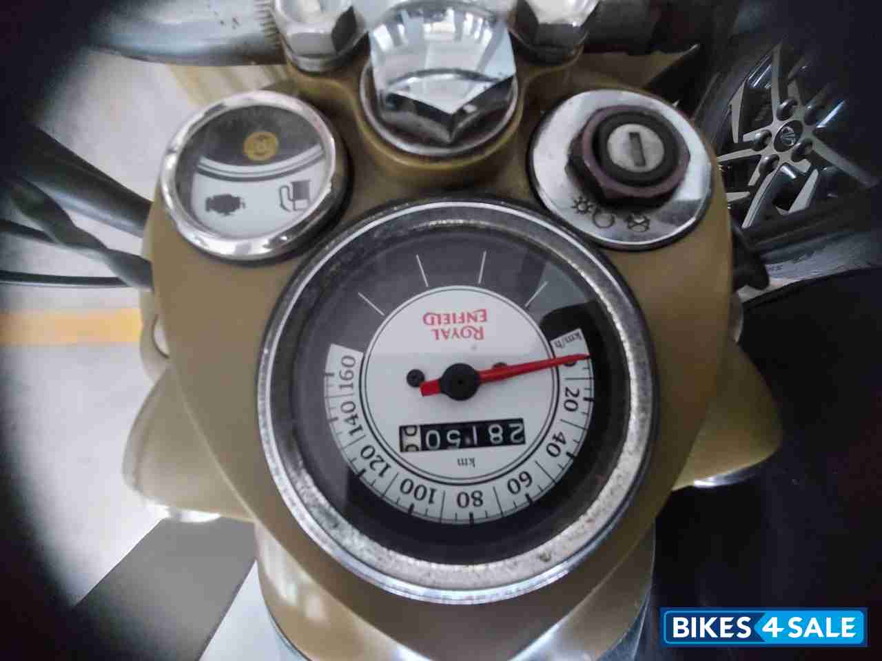 Royal Enfield Classic Desert Storm