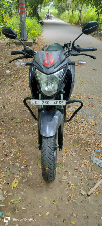 Honda CB Hornet 160R ABS