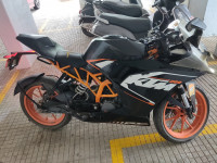 Black Orange KTM RC 200