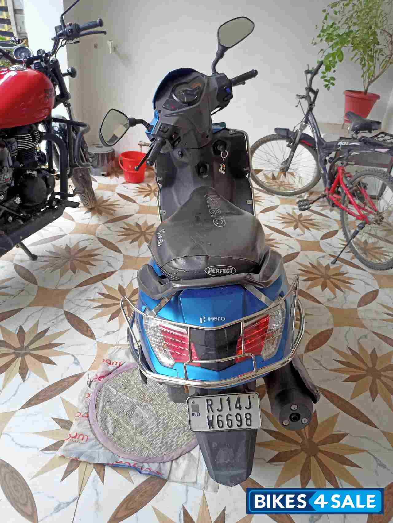 Matt Blue Hero Maestro Edge 125