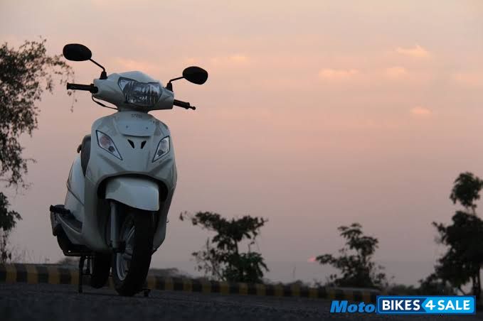 White TVS Wego