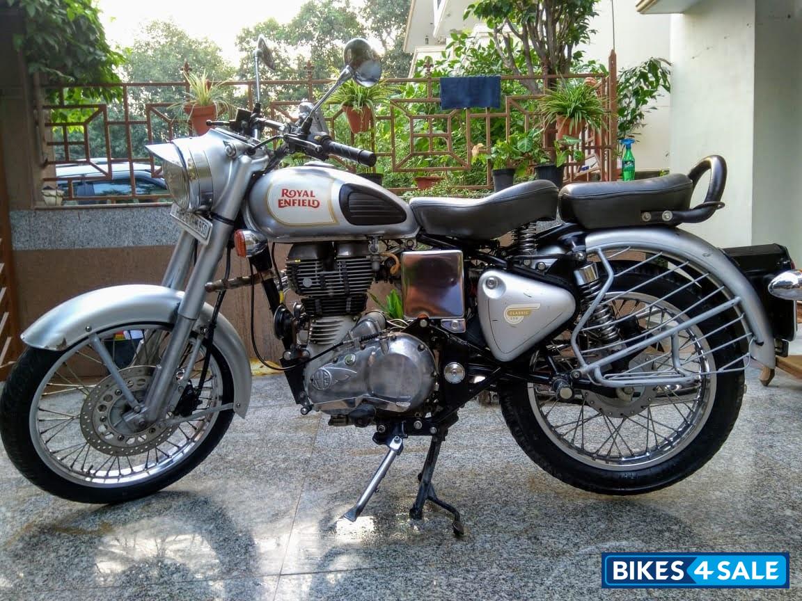 Silver Royal Enfield Bullet classic 350