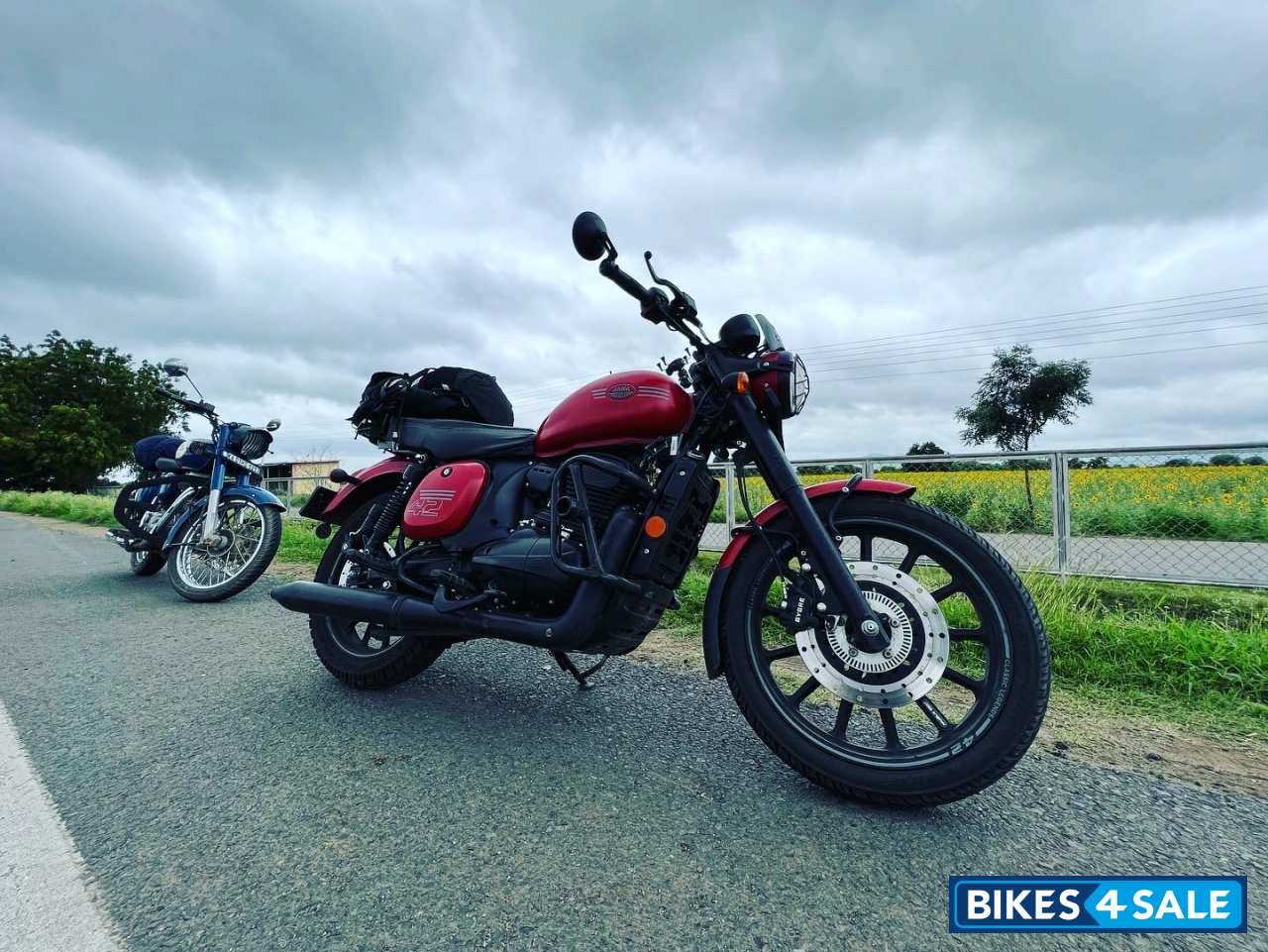 Jawa 42 Dual Channel ABS Orion Red