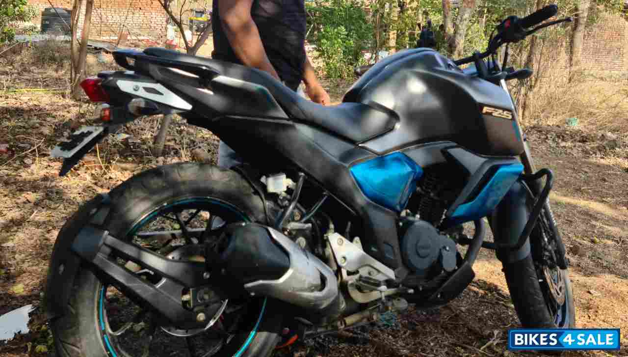 Mat Black And Blue Yamaha FZ-S FI V3