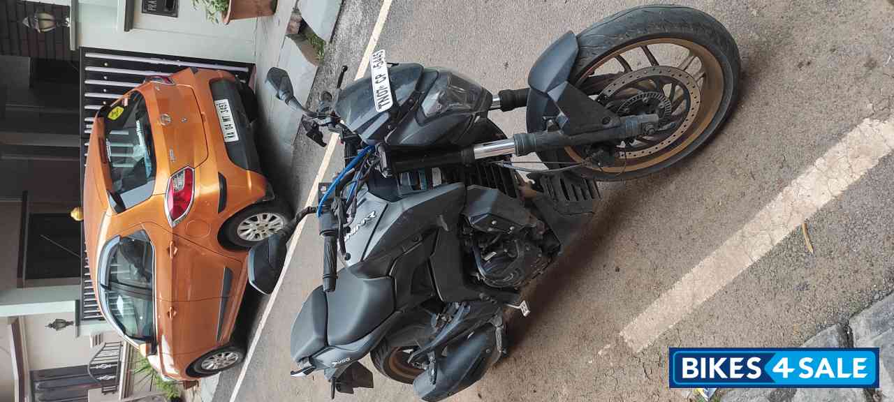 Matte Black Bajaj Dominar 400 ABS BS6 Matte Black Bajaj Dominar 400 ABS BS6