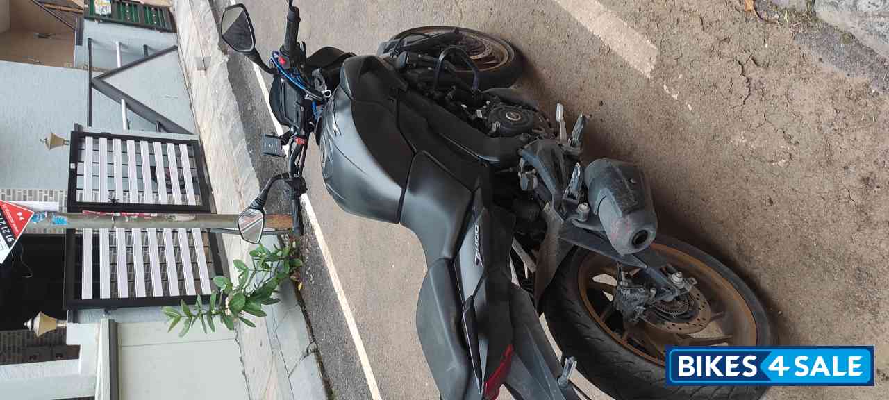 Matte Black Bajaj Dominar 400 ABS BS6 Matte Black Bajaj Dominar 400 ABS BS6