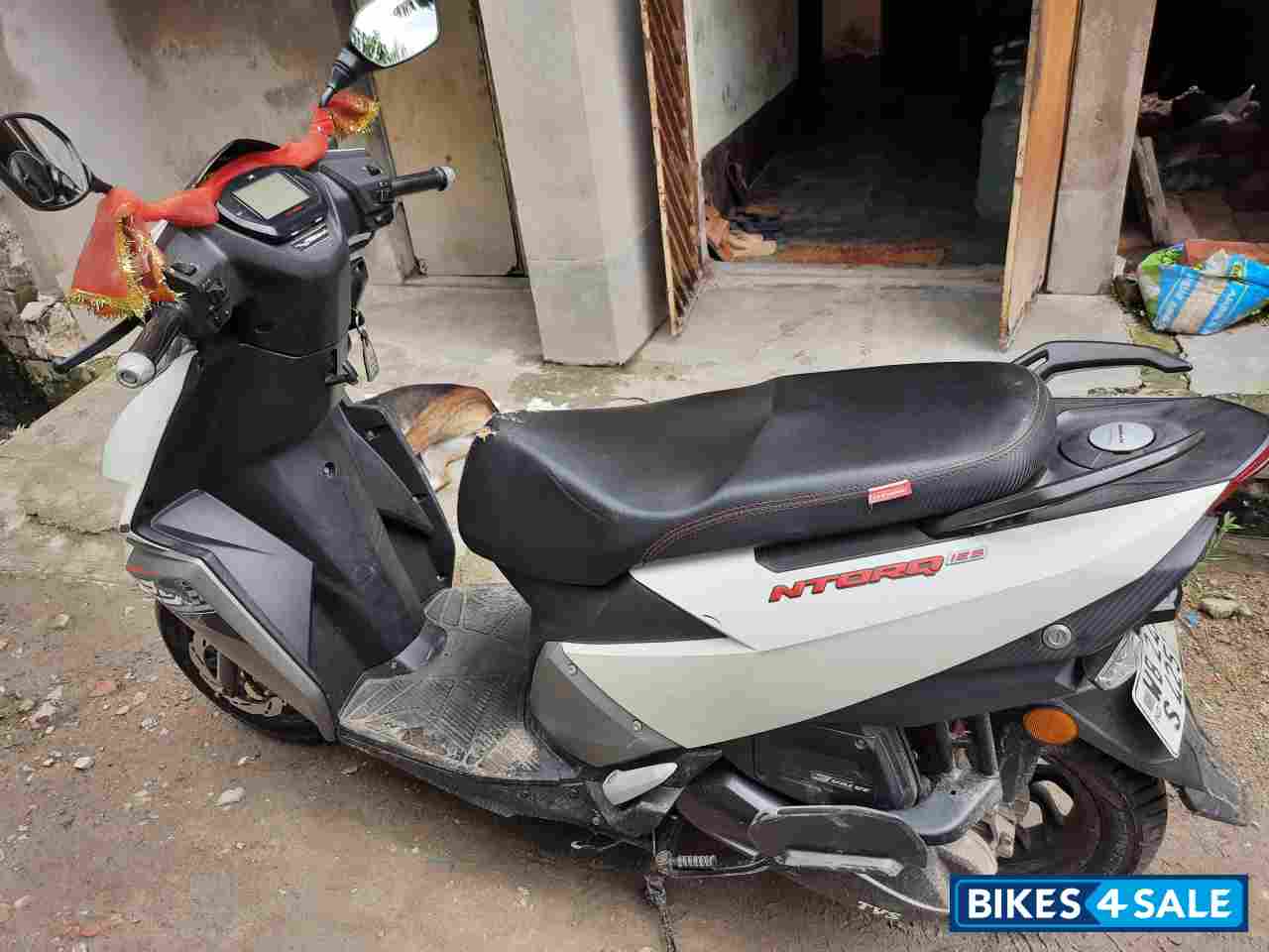 White TVS NTORQ 125