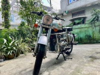 Silky Silver Royal Enfield Classic 350