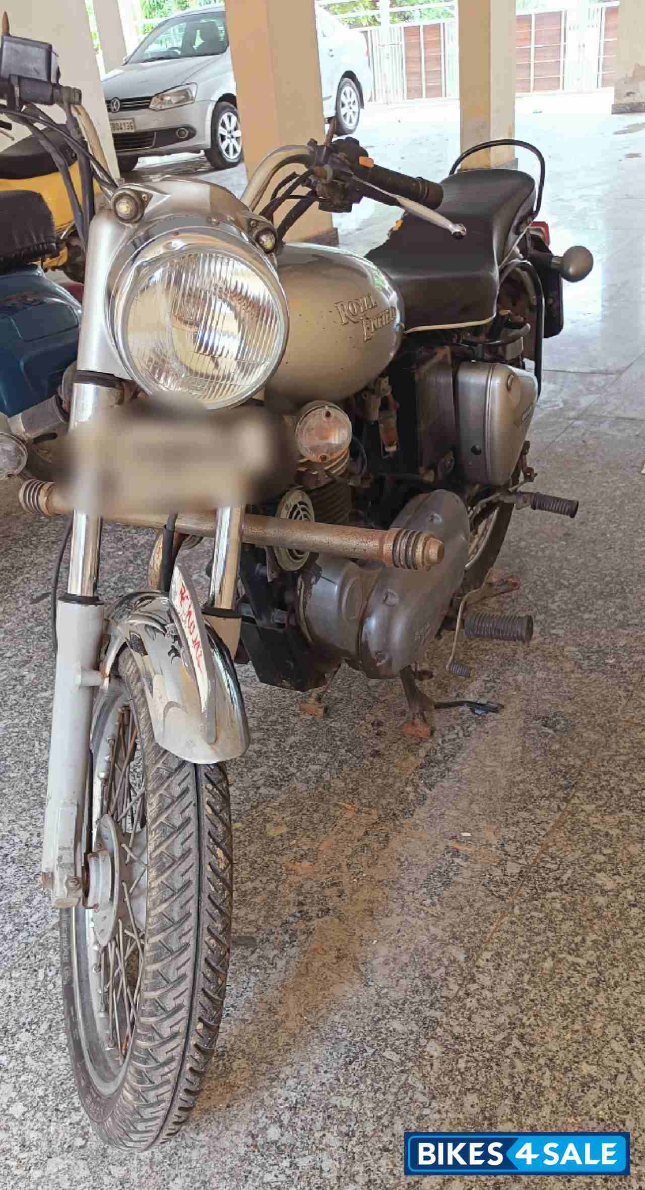 Silver Royal Enfield Bullet Electra 5S