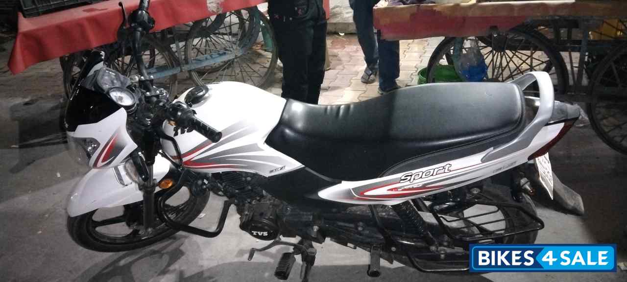 TVS Sport BS6