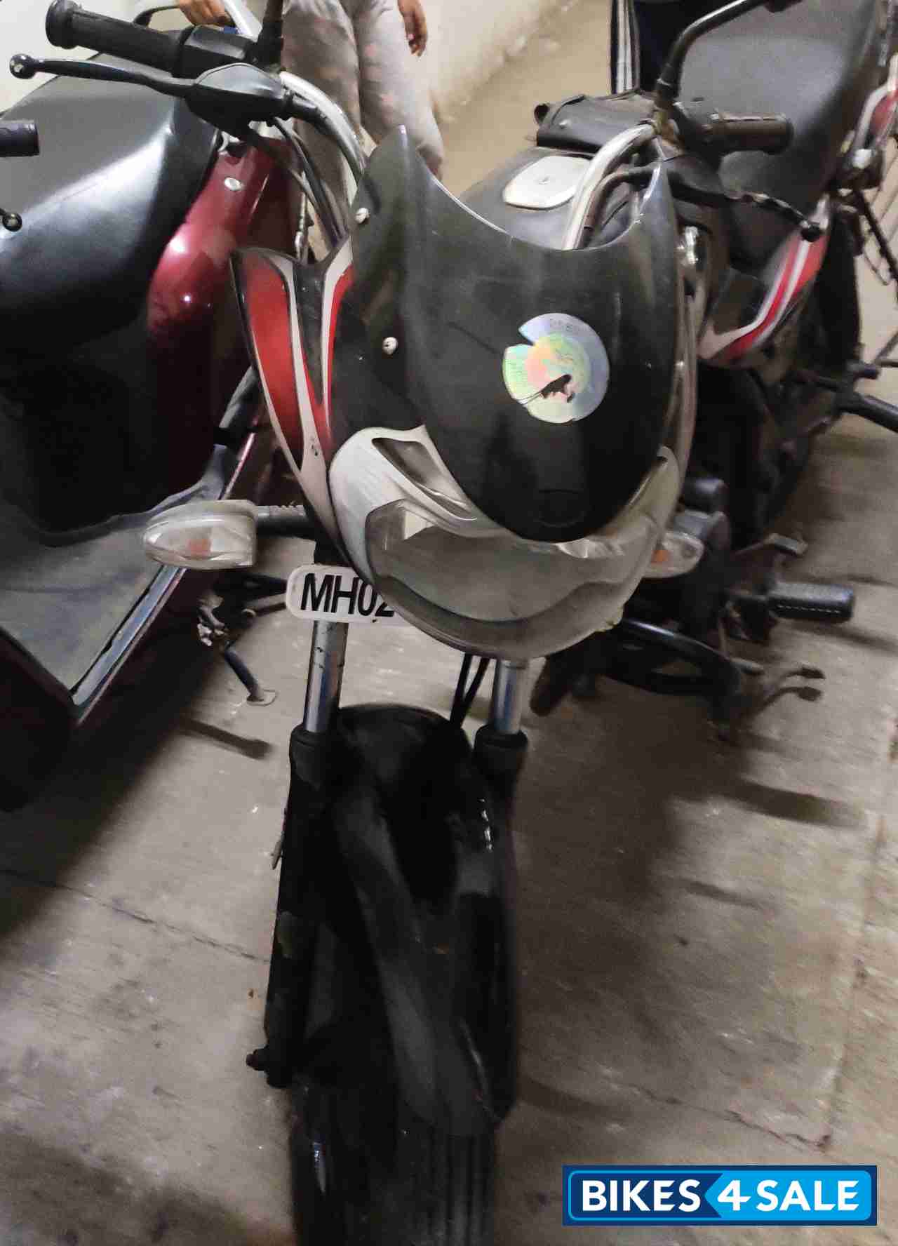 Bajaj Discover 100