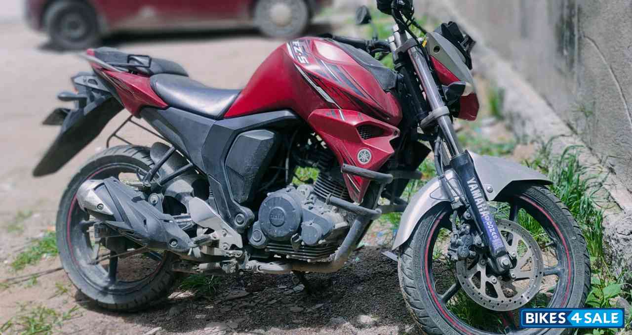 Mat Red Yamaha FZ-S FI V2