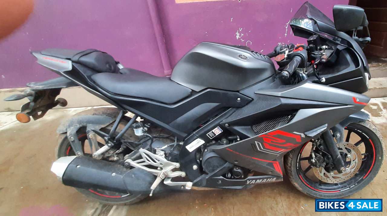 Thunder Grey Yamaha YZF R15 V3 BS6