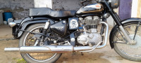 Black Royal Enfield Bullet Standard 350
