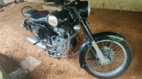 Black Royal Enfield Classic 350