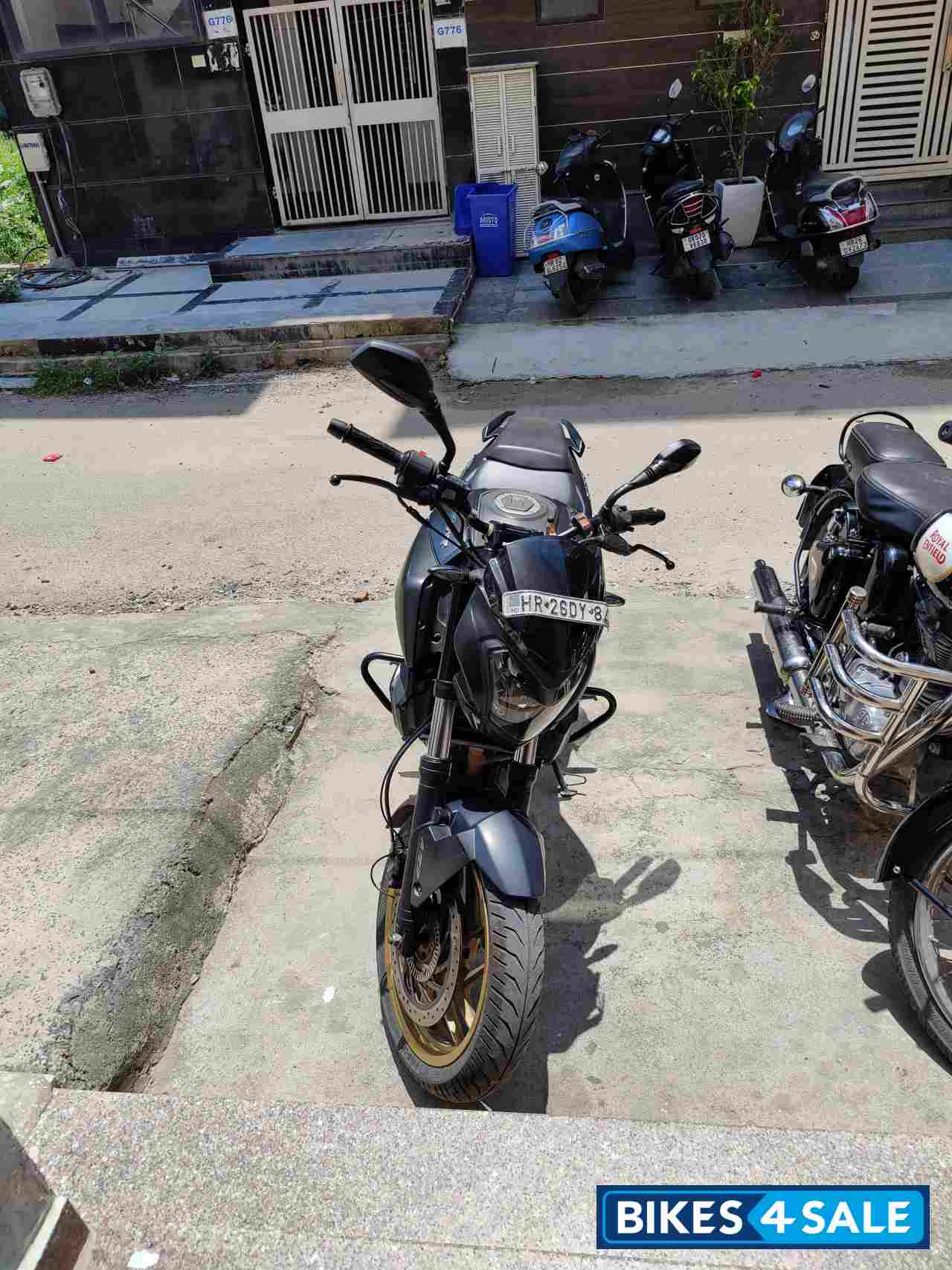 Bajaj Dominar 400 ABS BS6