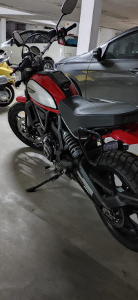 Ducati Scrambler 800 Icon