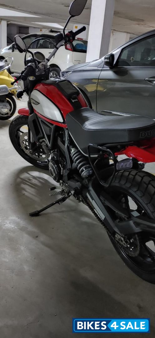 Ducati Scrambler 800 Icon