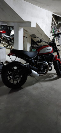 Ducati Scrambler 800 Icon