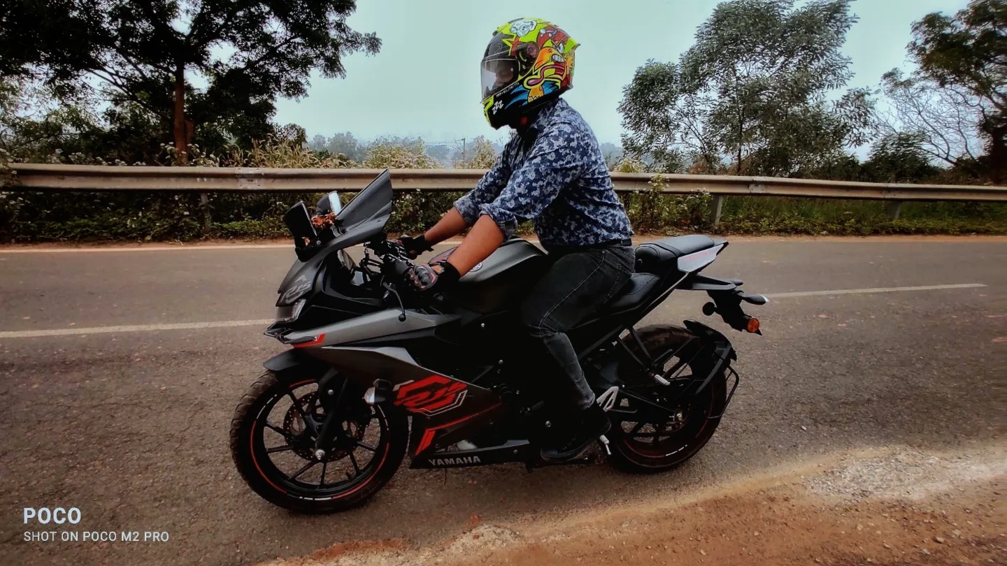 Thunder Grey Yamaha YZF R15 V3 BS6