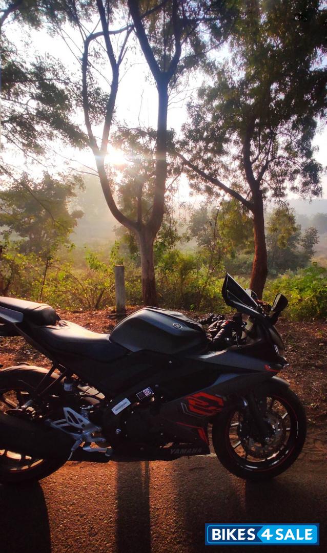 Thunder Grey Yamaha YZF R15 V3 BS6