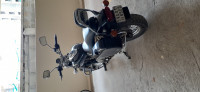 Black Bajaj Avenger 220 DTS-i