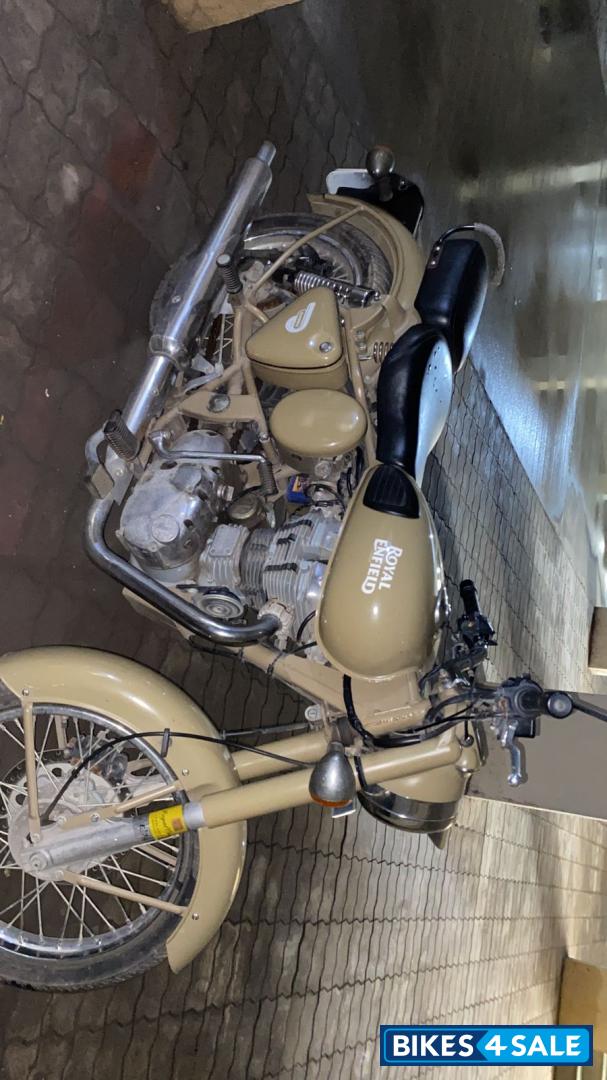 Royal Enfield Classic Desert Storm Royal Enfield Classic Desert Storm