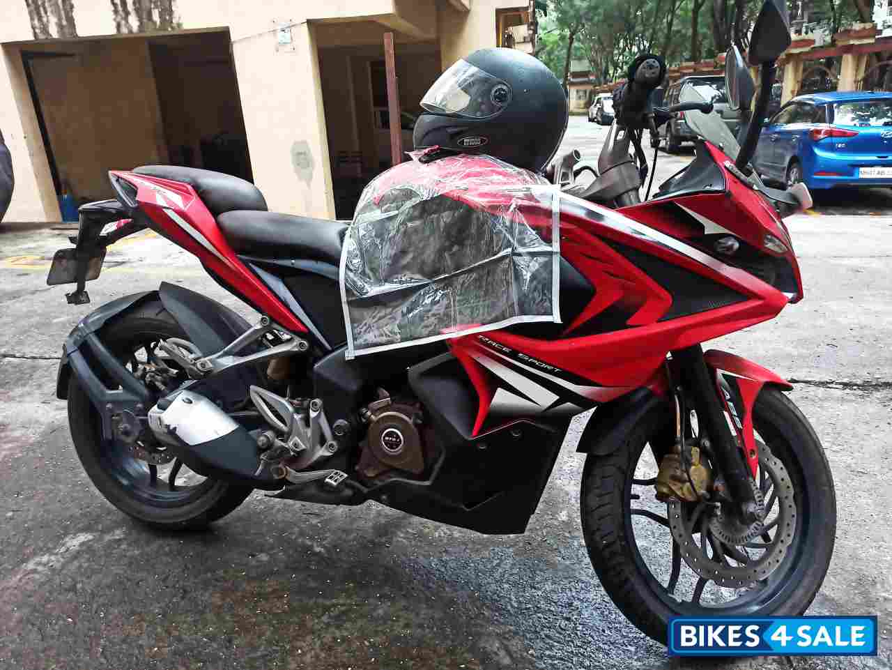 Red Bajaj Pulsar 200 NS ABS