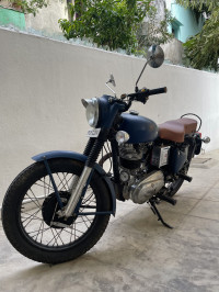 Blue Royal Enfield Bullet Standard 350