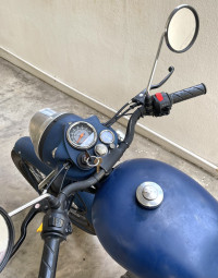 Blue Royal Enfield Bullet Standard 350