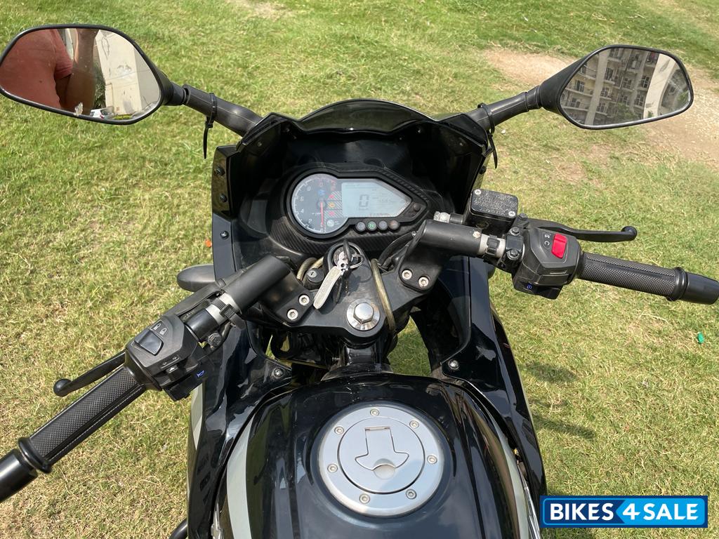 Black-silver Bajaj Pulsar Black-silver Bajaj Pulsar