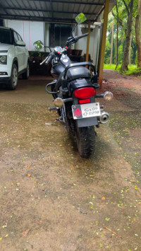 Bajaj Avenger Street 220