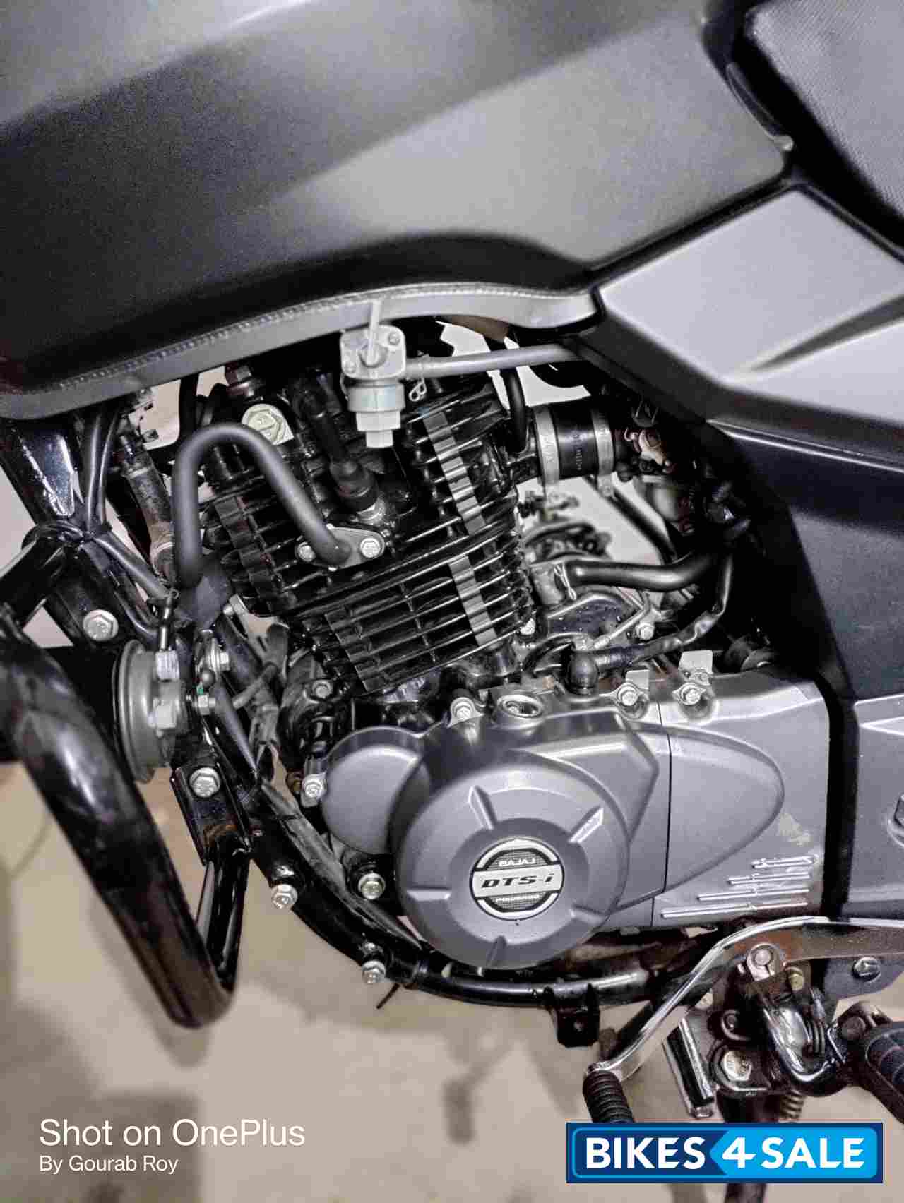 Black Bajaj Pulsar 150 Neon