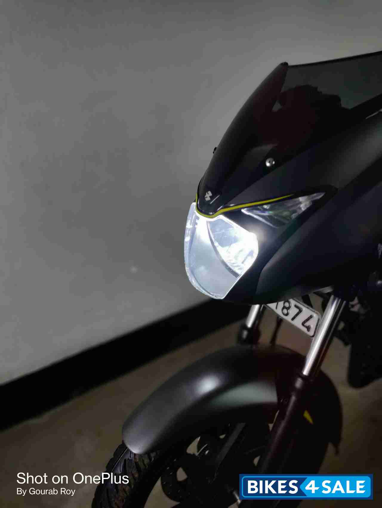 Black Bajaj Pulsar 150 Neon