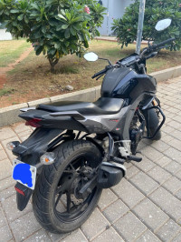 Blue Honda CB Hornet 160R