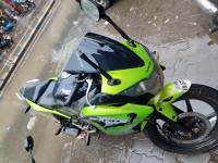 Green Honda CBR 150R