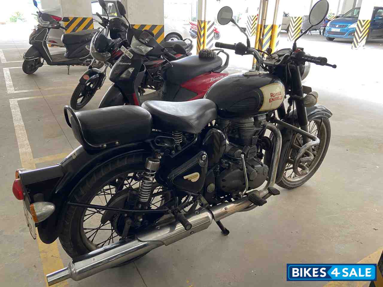 Royal Enfield Classic 350 Royal Enfield Classic 350