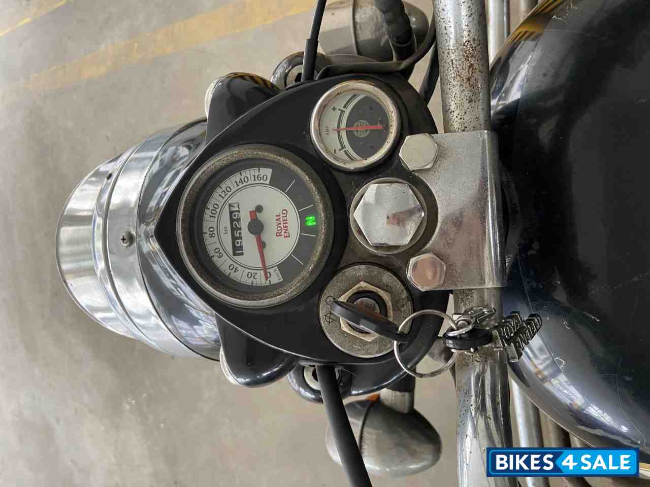 Royal Enfield Classic 350 Royal Enfield Classic 350