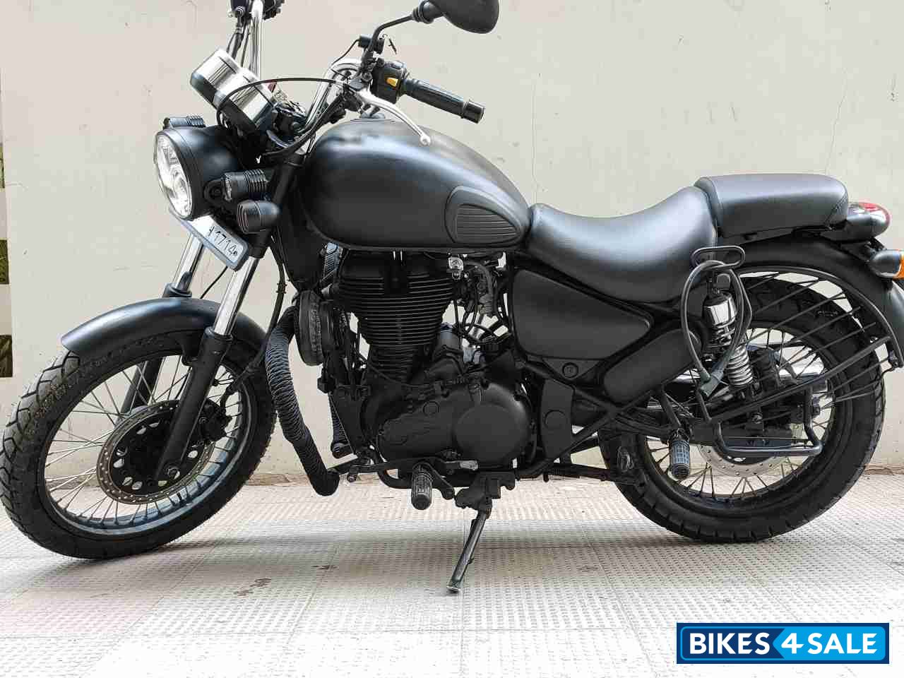Stone Black Royal Enfield Thunderbird 500