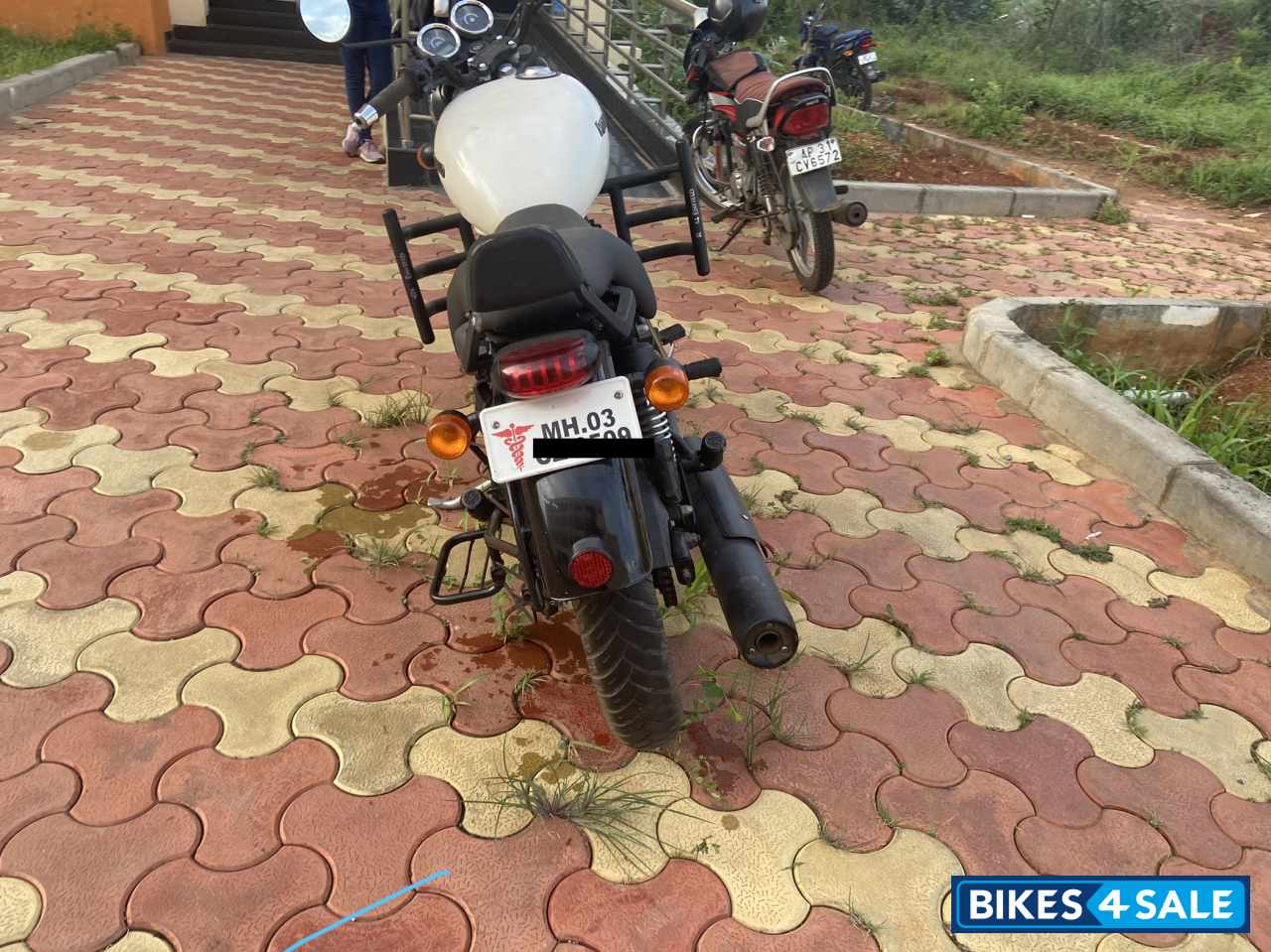 Royal Enfield Thunderbird X 350