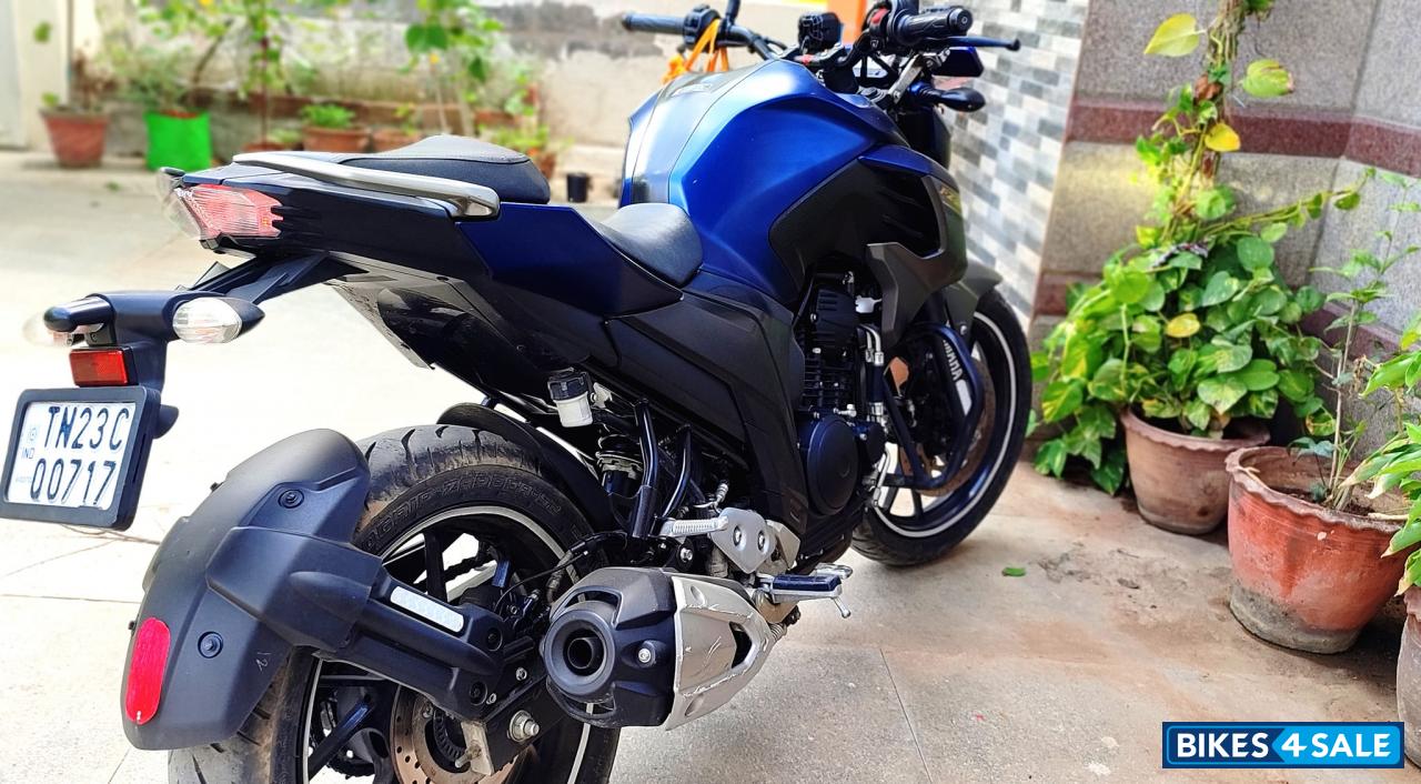 Dark Purplish Blue Yamaha FZ25