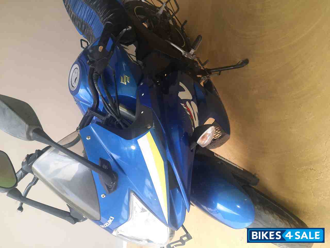 Blue Suzuki Gixxer SF Moto GP