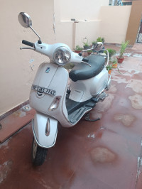 Vespa VXL 150