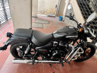 Matte Black Royal Enfield Meteor 350 Stellar