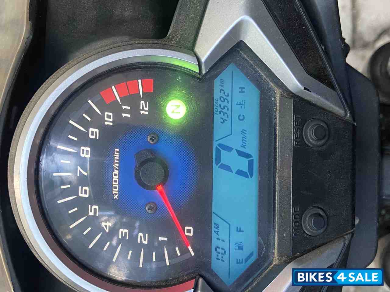 Black Honda CBR 250R