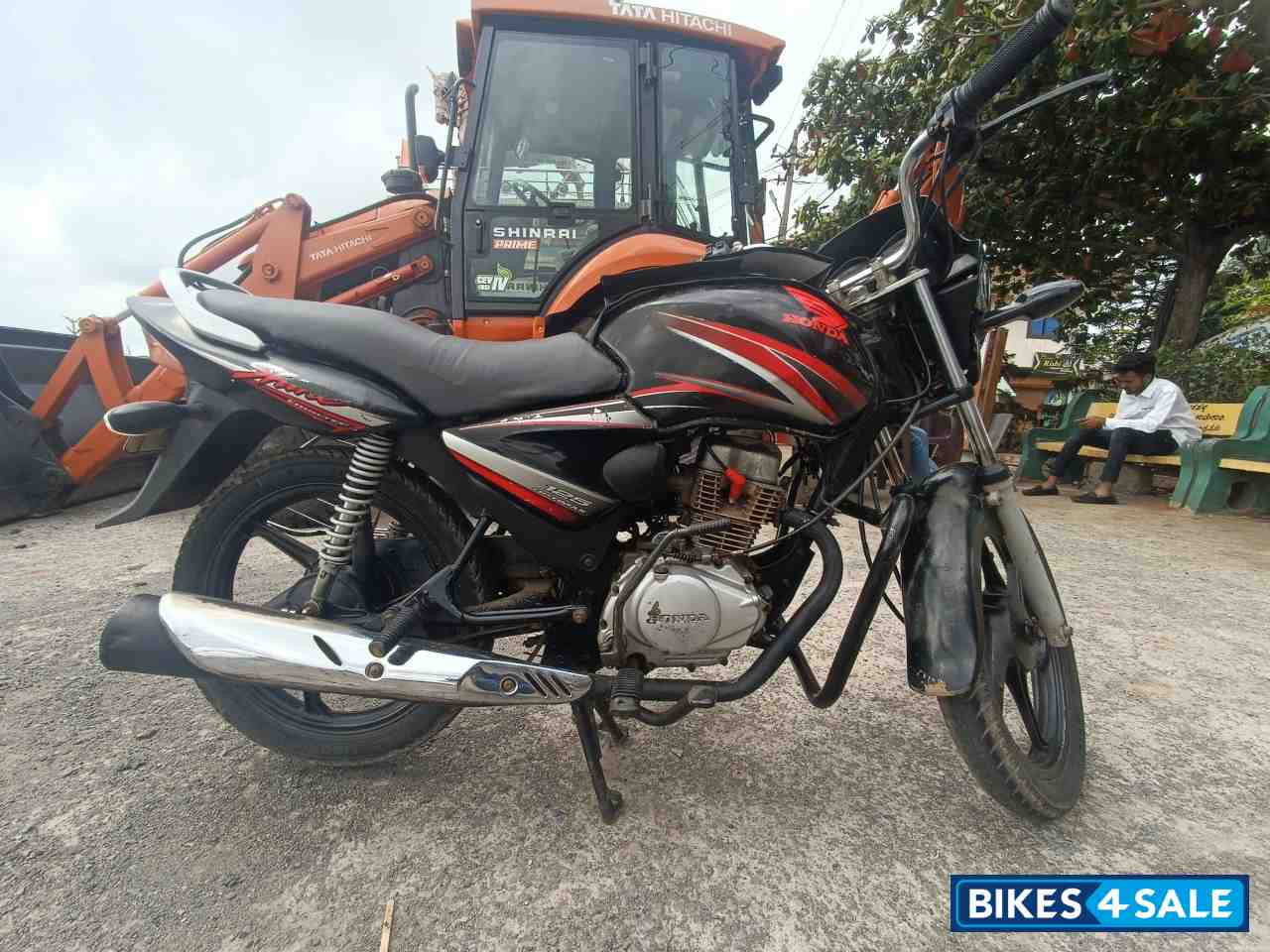 bajaj shine bike